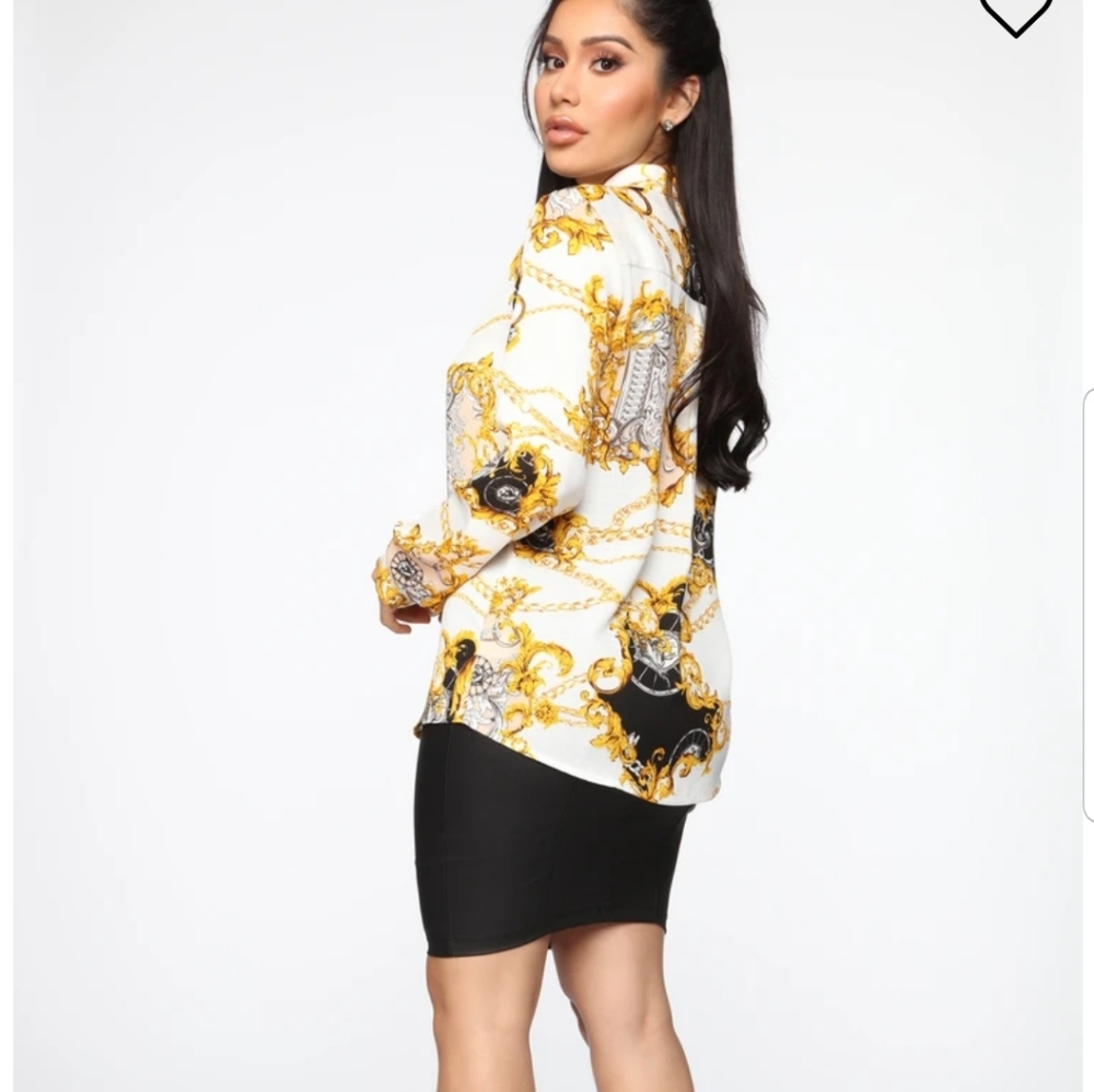 Fashion Nova  Black pencil skirt. - Picture 4 of 4